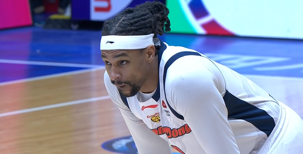 乐鱼平台-破案！胡明轩状态一好，徐杰却又摆烂原因找到，媒体人说出大实话