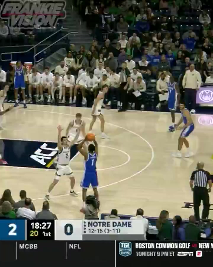 乐鱼游戏-状元热门~布泽尔儿子8投&amp;14罚砍24+13+2+3 半场20分仅比对手少2分